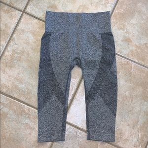 Lorna Jane Capri Leggings